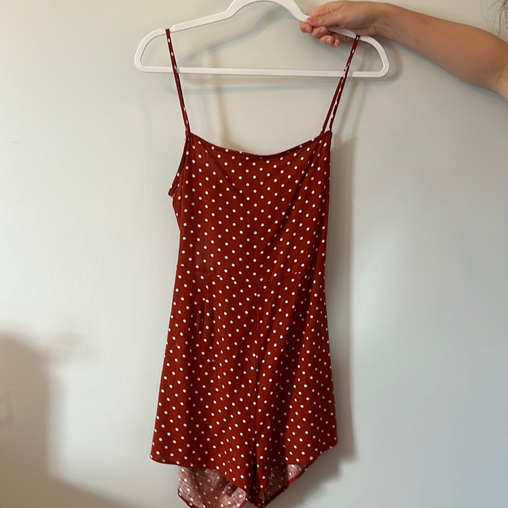 LA Hearts (from pacsun) women’s polka dot romper size Small